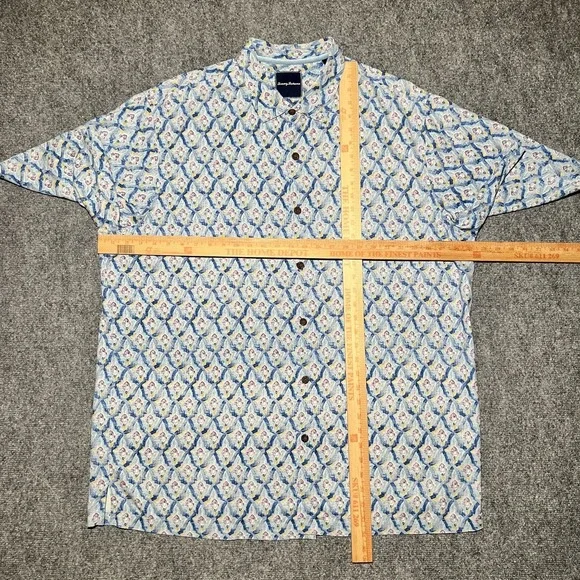 Tommy Bahama Silk Hawaiian Button Up Shirt Geometric Print Size XL TALL - Picture 5 of 8